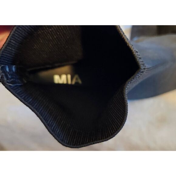 Mia Candra Knit Platform Block Heel Booties - Black Size 11. - Picture 6 of 6